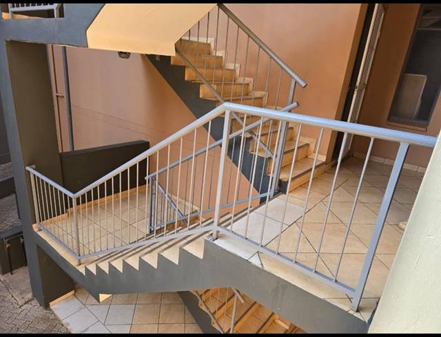 3 BEDROOM APARTMENT FOR SALE IN JABULANI